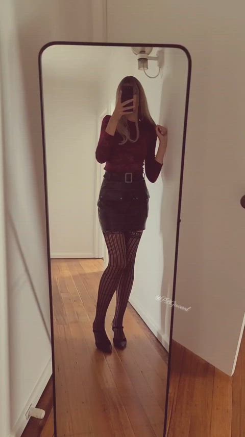 babe blonde clothed fetish high heels leather long legs shoe stockings tall hotwife-lifestyle