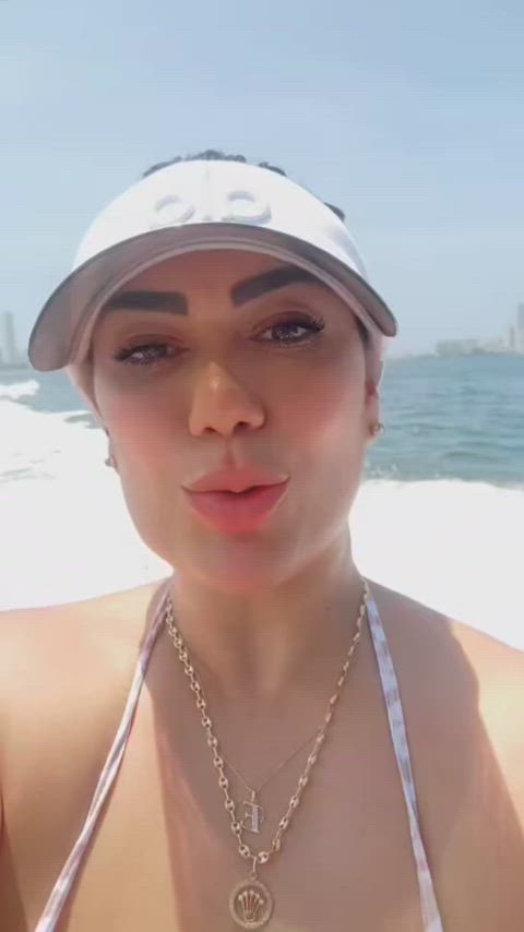 big tits bikini sexy gif