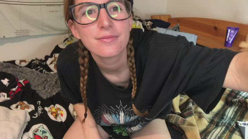 Do you like my glasses or tits more?☺️