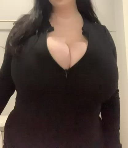 big tits boobs natural tits gif