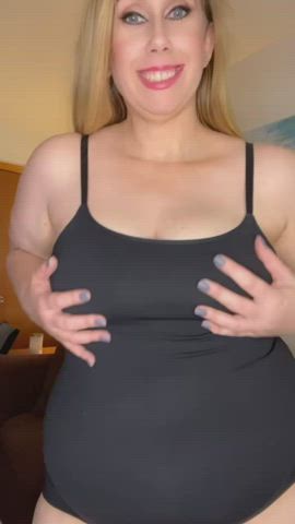 Would you like a 5’10”, thick Milf with big tits?