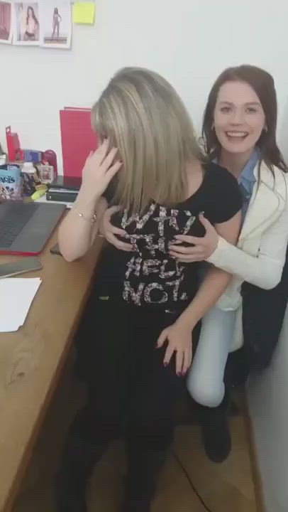 Amateur Lesbian Rubbing gif