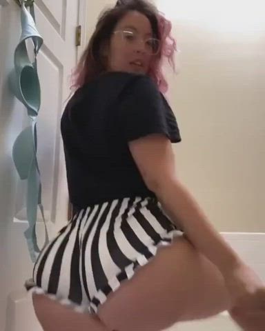 big ass big tits horny hostel gif