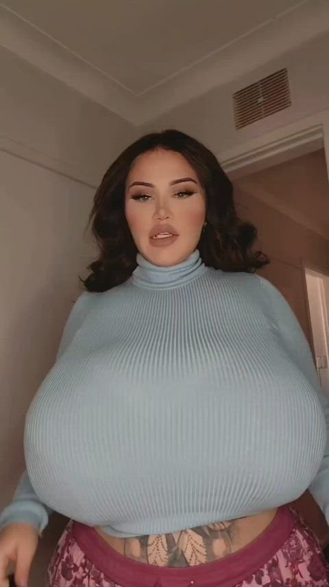 busty cleavage huge tits gif