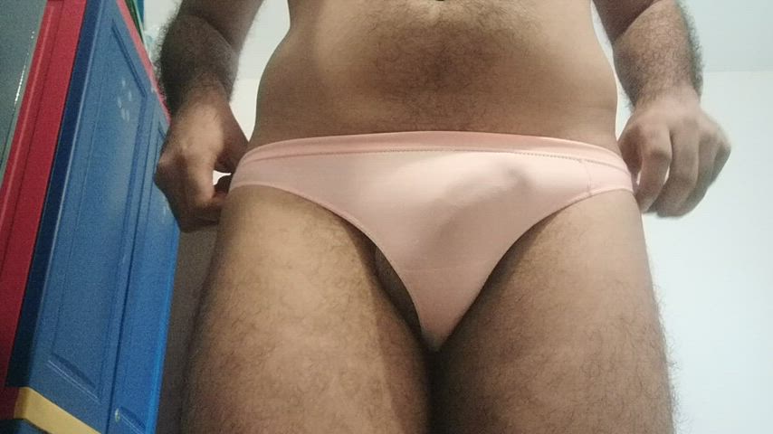 My madame says i didnt do the sissy strip bit very well.... Let me know ur thoughts
