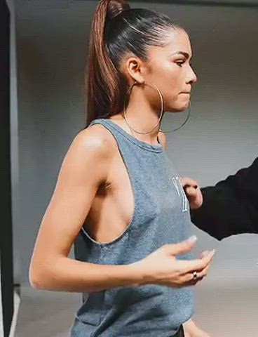 Celebrity Cute Zendaya gif