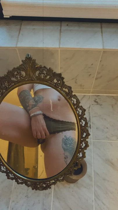 Weil ihr den Spiegel genau so liebt wie ich 😉 Panties Tease Teasing Porn GIF by