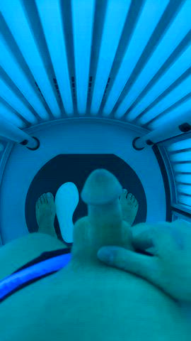 Tanning sesh…