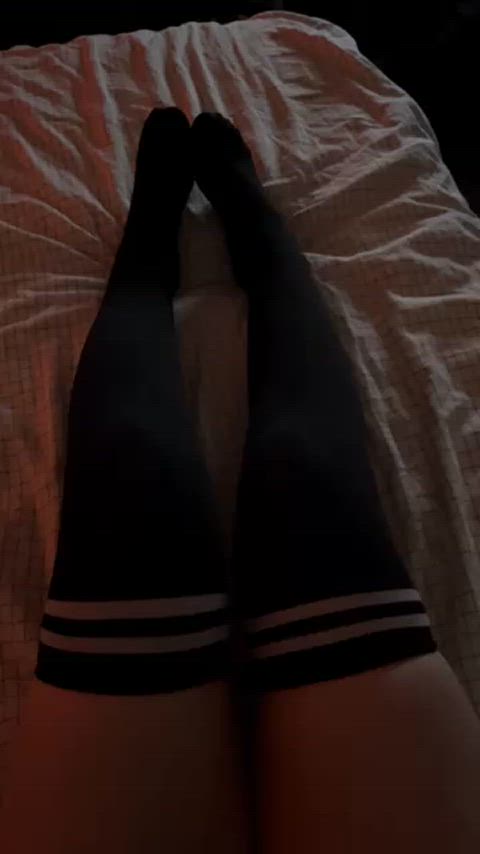 feet feet fetish knee high socks petite school schoolgirl socks softcore gif