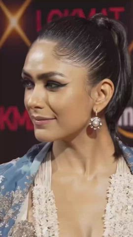 Mrunal Thakur