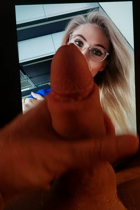 Send me NL blondes for jerk tributes, kik/telegram TLtribs, Session:05df8fe9bca27056e28297e45f600aa6d73839e67434ae243acbe60e83bcc3d843