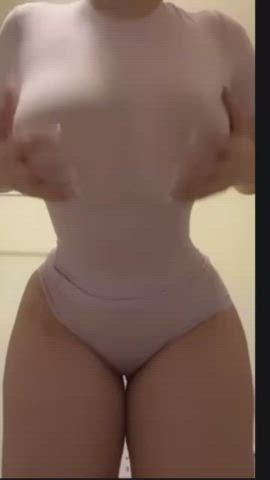 big tits thick titty drop gif