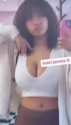 big tits cleavage ebony gamer girl mariana pink gif