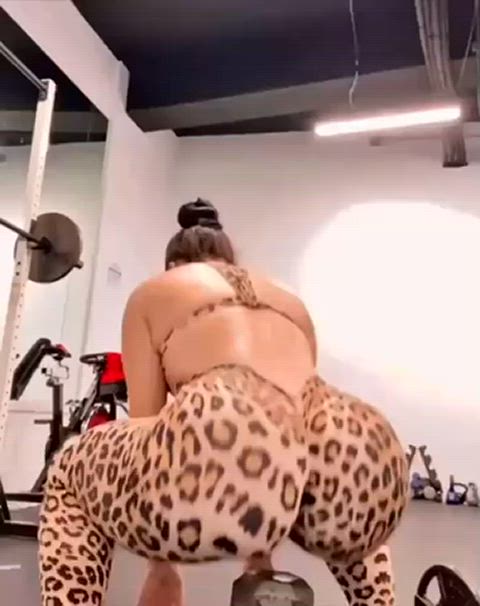 fitsteffyy - Tight Leopard Spandex 😗🍑