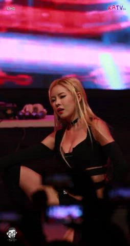 ass dancing korean gif