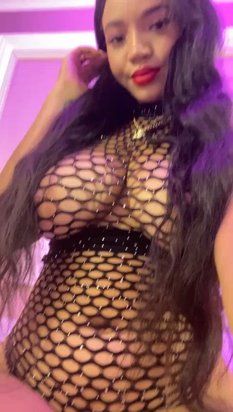 amateur big tits chaturbate ebony fishnet solo streamate teen tits gif