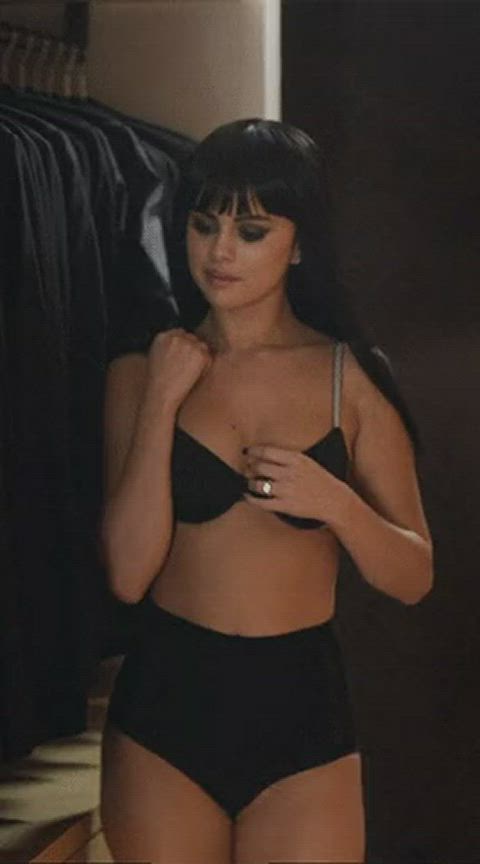 bra celebrity selena gomez vibrator gif