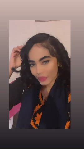 arab big tits lips muslim gif