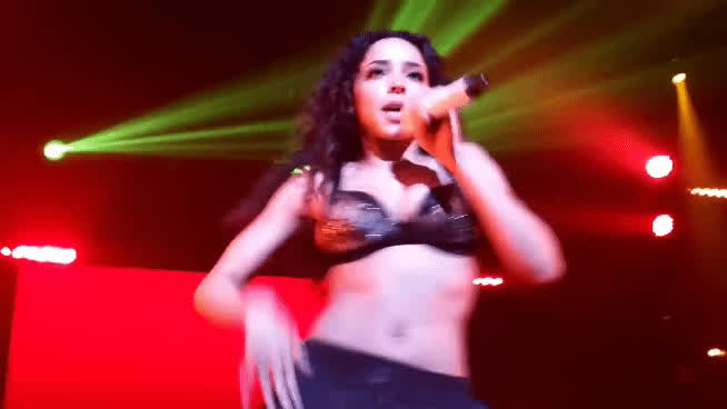 Sexy Tinashe