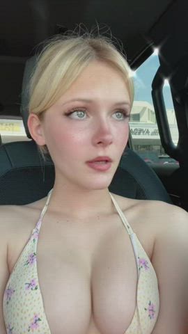 Big Tits Bikini Blonde Cleavage Teen TikTok gif