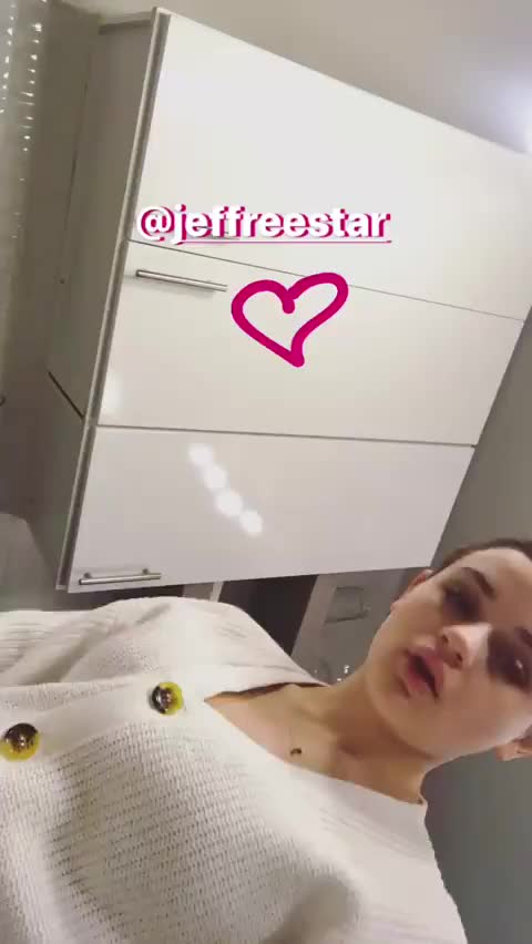 Joey King