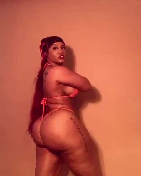 THE JHONNI BLAZE on Instagram Link in bio subscribe onlyfans Song walkin by iam kollision