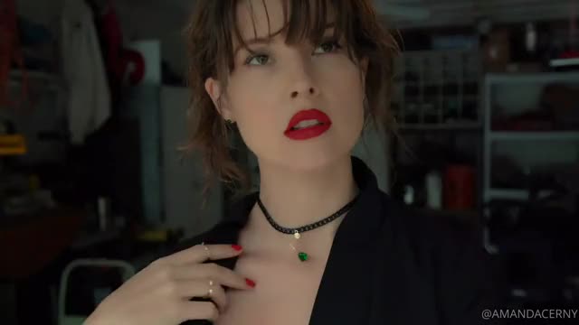 Amanda Cerny gif