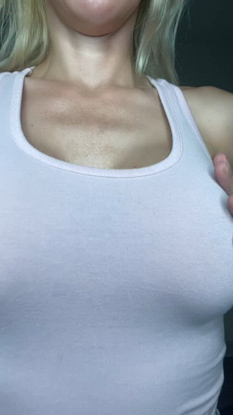 american big tits boobs huge tits natural tits tits gif