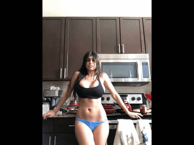 Arab Ass BBC Mia Khalifa Saudi Women gif