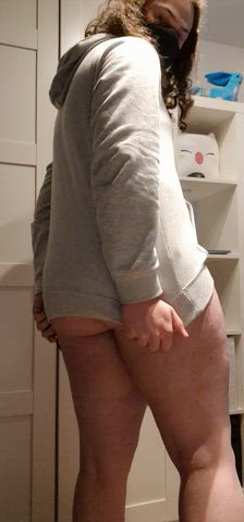 Would you fill my ass with your cock👉👈