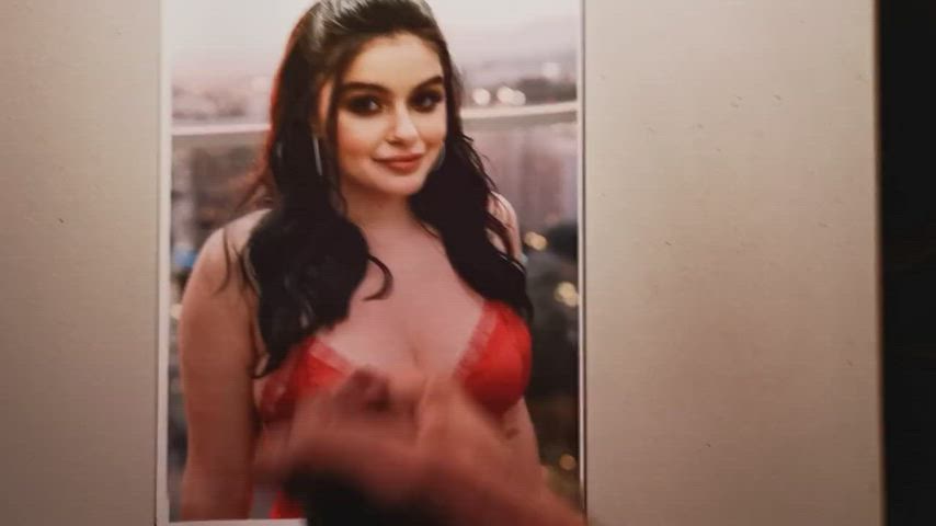 Ariel Winter Big Tits Cum Cum On Tits Cumshot Facial Tribbing Tribute gif