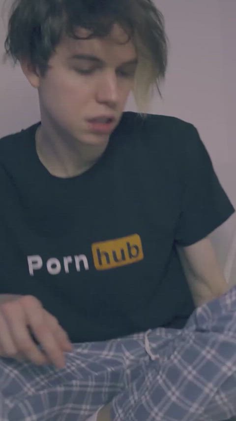 18 years old bisexual cute gay male masturbation masturbating onlyfans skinny teen