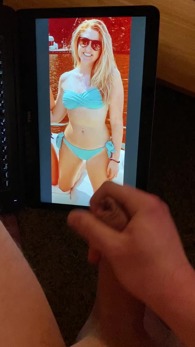 My classmate made me cum with her curves and her bikini