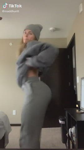 blonde tiktok twerking gif