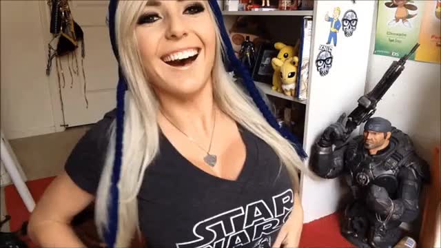 Jessica Nigri gif