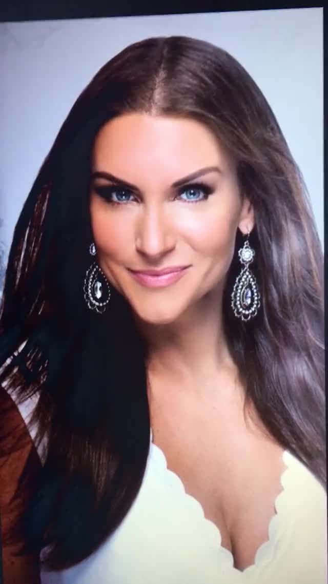 Stephanie McMahon tribute