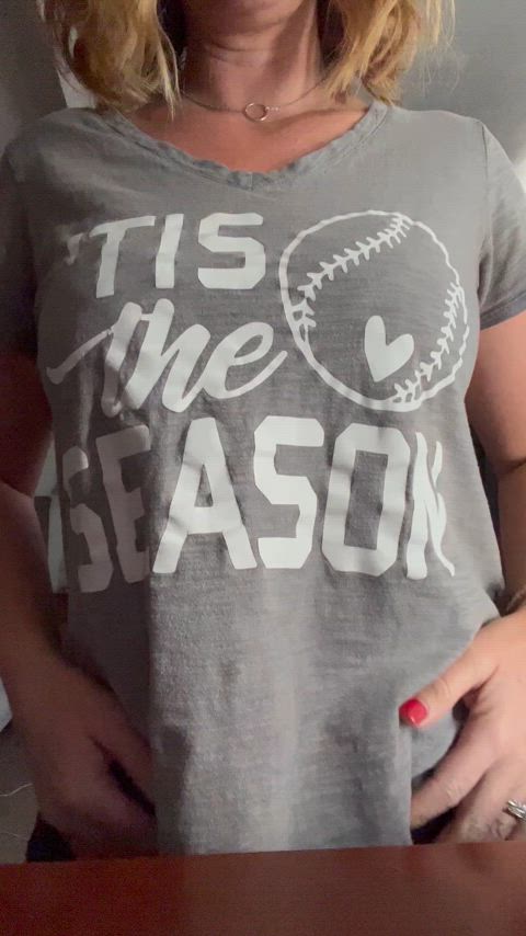 Baseball mom titty drop