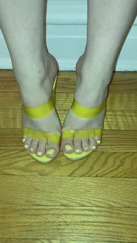 feet feet fetish foot fetish foot worship footjob high heels toes gif