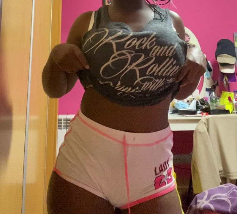 Do you fantasize about fucking a black hottie like me?