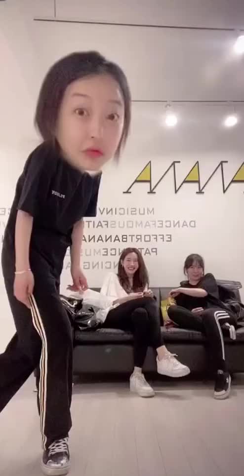 EXID Hyelin Tiktok @hyeliniseo823