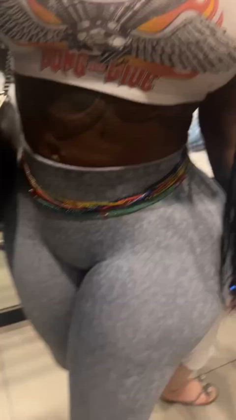 Ebony Booty Queen