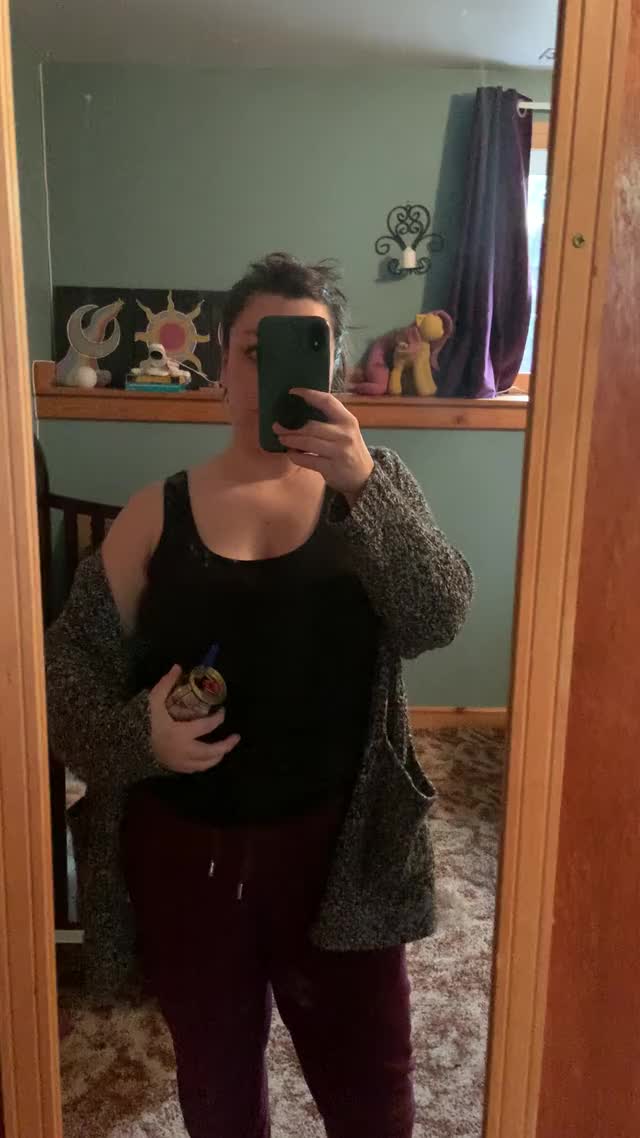 Since you all liked my last post so much, I took a break from mom duties to give