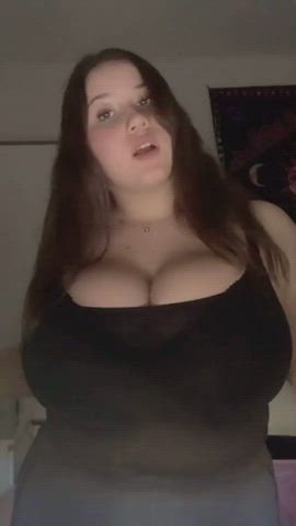 Cleavage Huge Tits Jiggling gif