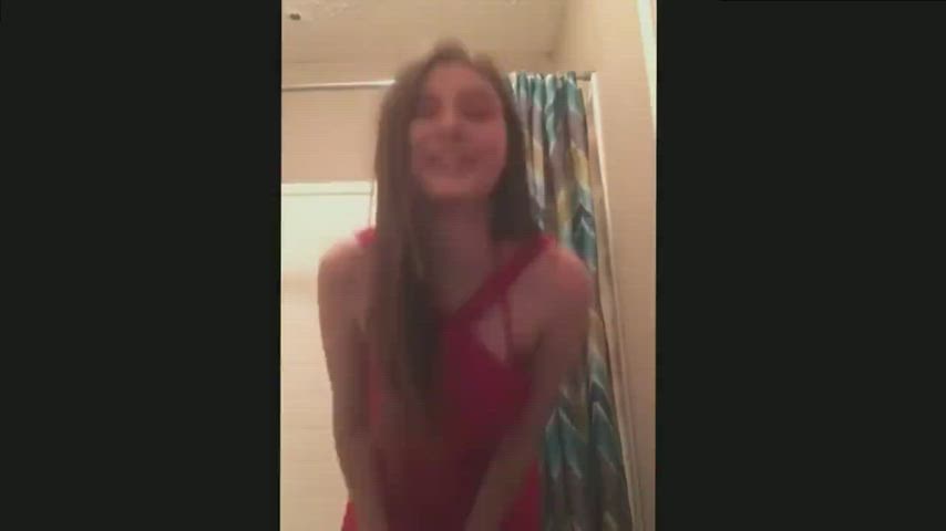 19 Years Old American Blonde Celebrity Doggystyle Gangbang Italian Public Tiny gif