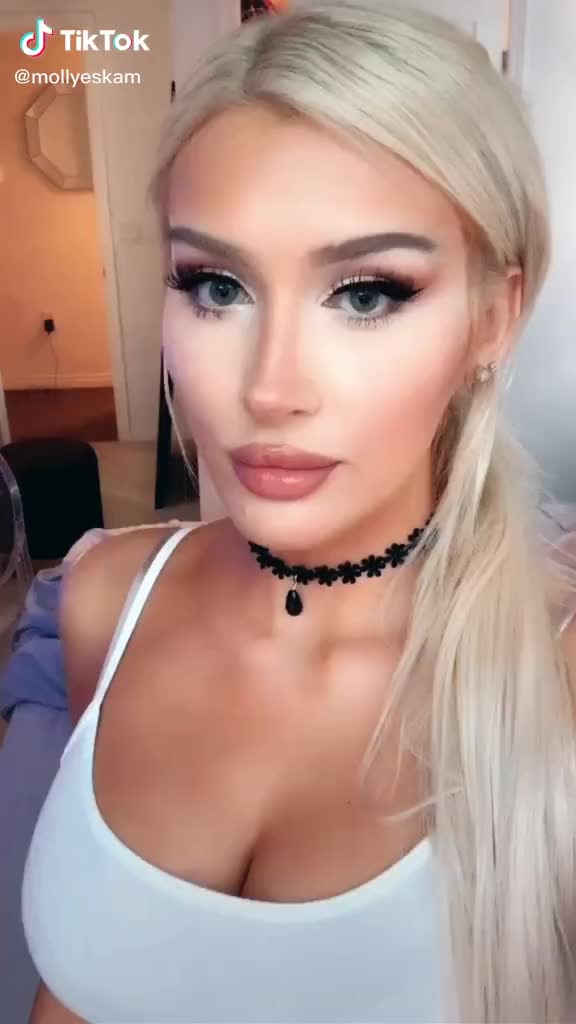 Mollyeskam on TikTok