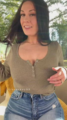 amateur areolas curvy huge tits mom natural tits thick titty drop vertical gif