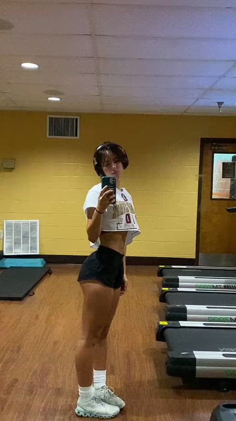 fit fit chicks fitness gym legs thick thighs thighs tiktok gif