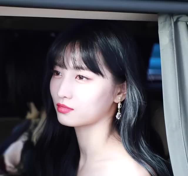 Momo - TWICE TV 2019 SORIBADA AWARDS