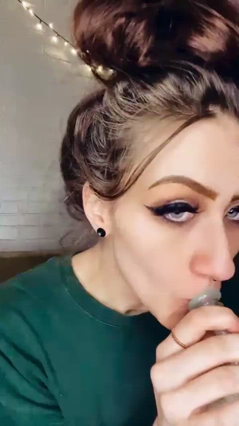 amateur blue eyes sfw smoking amateur-girls blowing-clouds gif