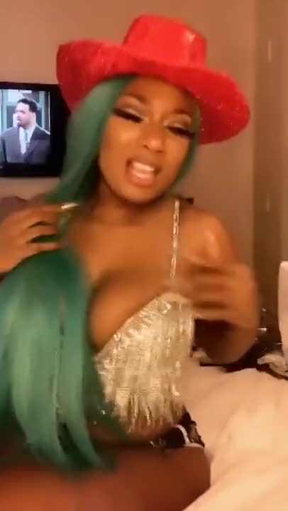 Twerking gif